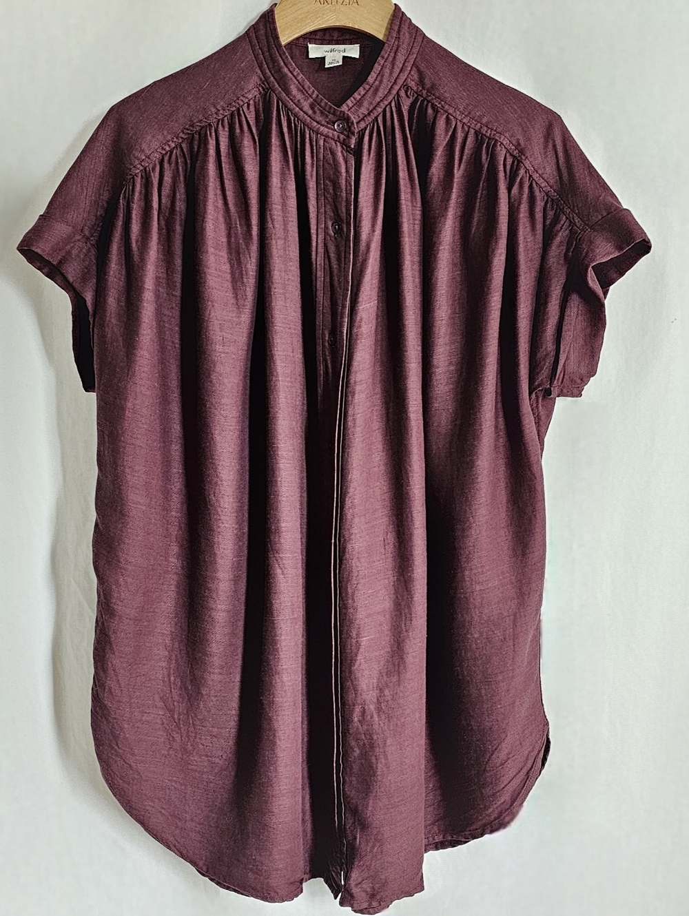 Aritzia Wilfred Bertillion Cabernet Wine Button-Up Blouse